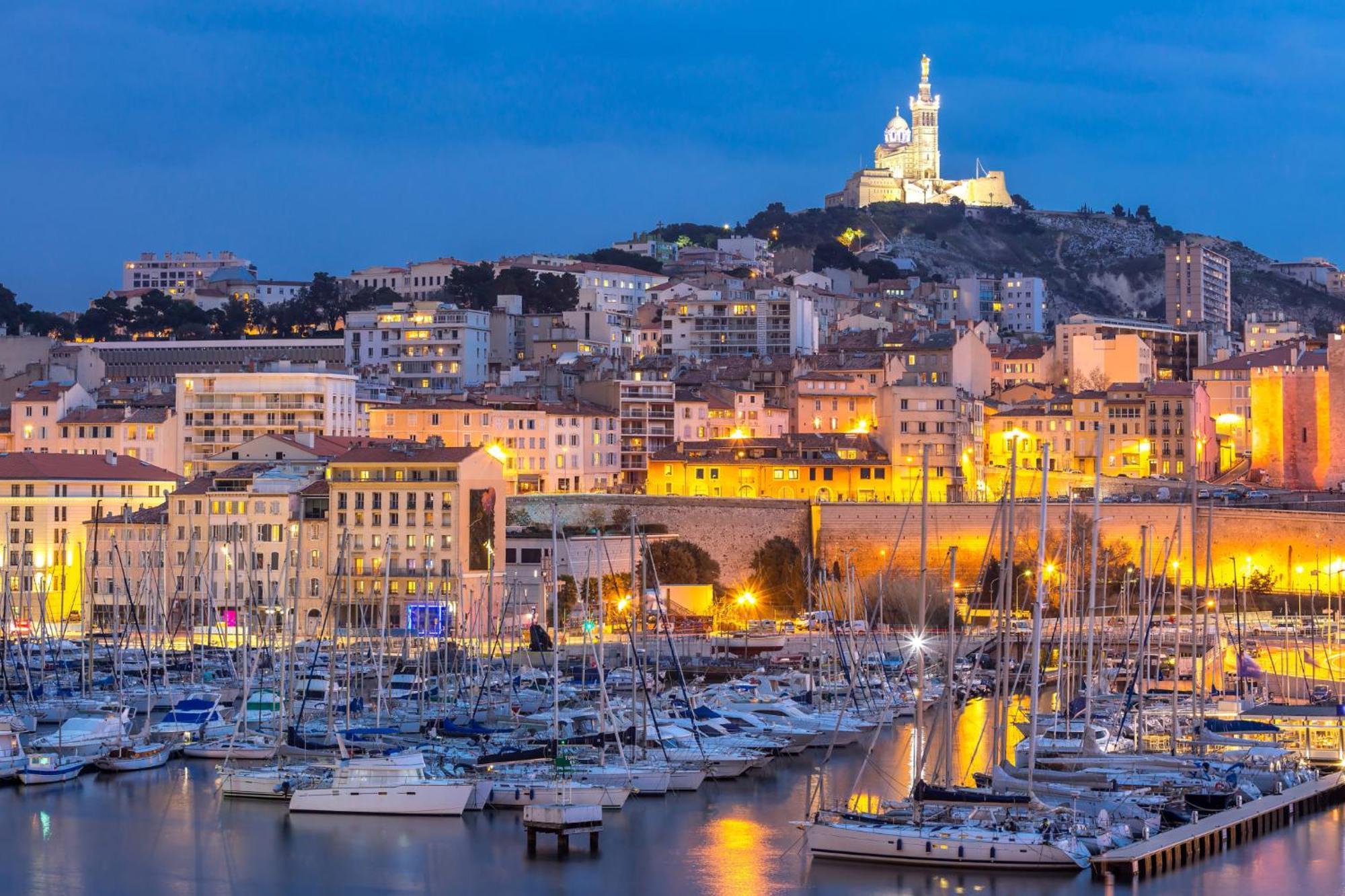 Le Panier - Joli Duplex Centre Historique Avec Grande Terrasse Et Balneo Proche Vieux Port Apartment Marseilles